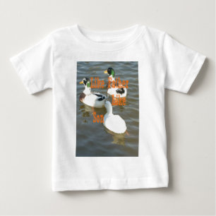 父は息子が好きだ。 ベビーTシャツ
