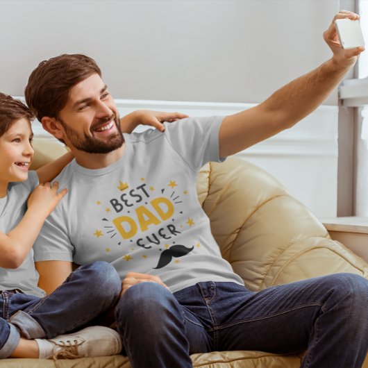 父へのギフトモダンタイポグラフィ最高のパパ Tシャツ