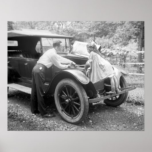 父を助けて、1923年。ヴィンテージ写真 ポスター (正面)