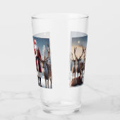 父クリスマスはトナカイとポーズをとっていた。 タンブラーグラス (左)