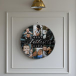 父最高のなる |父の日6写真コラージュ ダーツボード<br><div class="desc">お祝父さんのパパは最高のPhoto Collage Dartboard。父の日や特別な機会に最適な、このダートボードパーソナライズされたは、家族の思い出を示す6枚のコラージュを備えお気に入りのている。"Father Ever"最高のは、クラシックセリフのアクセントをエレガント持つ黒い台本でスタイルモダン設定されている。家族の定年を追加して、個人touchを追加する。おもしろいと任意のゲームルーム、男の洞窟、またはオフィスへの有意義な追加、このダーツボードはギフトとユニークあなたの愛の毎日の思い出の両方である。デザインとレイアウトによる©鳥類科学パペリー</div>