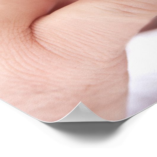 父生まれたばかりの指を持つベビー ポスター (角)