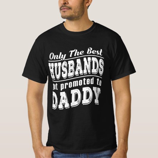 父親の妊娠のお知らせに昇進する Tシャツ (正面)
