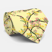 爽やかな黄色の花の花びら ネクタイ (ロール)