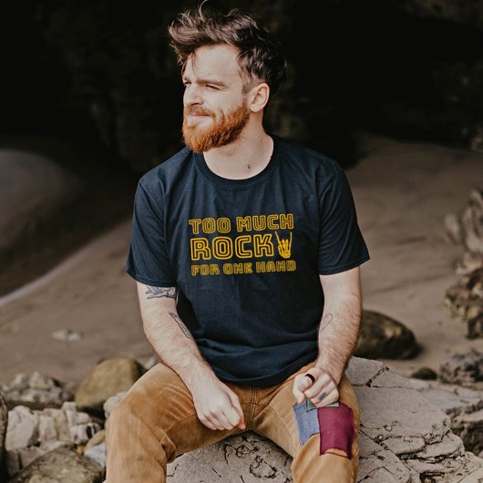 片手に余る岩 – レトロロックティー Tシャツ