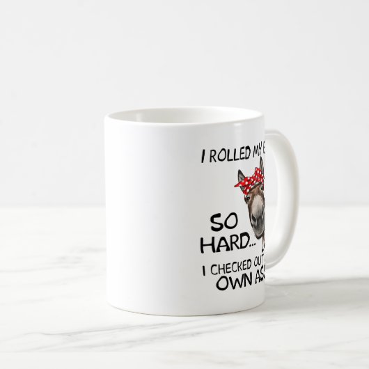 牛おもしろいのハイファ転がー私の目その懸命 コーヒーマグカップ (正面右)