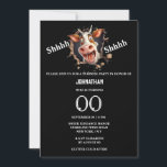牛おもしろい顔サプライズ誕生日パーティー年齢 招待状<br><div class="desc">このデザインは、牛の穴を覗く衝撃を受けた顔を特徴としているあなたがホスティングしている可能性があるどんな驚きのパーティーにも最適である。漫画の牛は彼の両側に「ssssh」という言葉を持っている。</div>