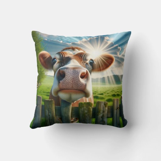 牛がお洒落柵の上を覗き込む クッション (裏面)