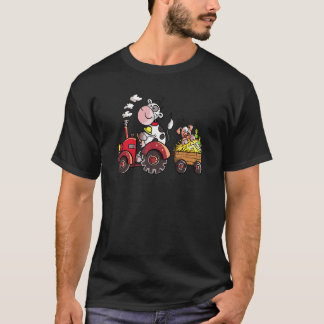 牛がトラクターを運転する I 農場のトラクター 農場の動物たち Tシャツ