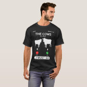 牛が呼んでいる、私が行かなければ Funny Cow Cattle Fa Tシャツ (正面フル)