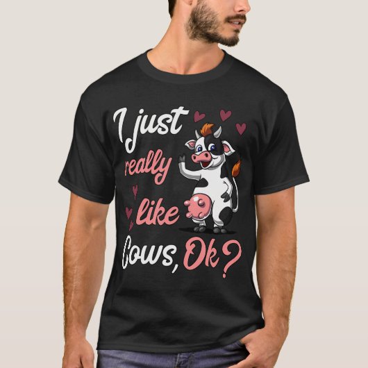 牛が大好きです Tシャツ (正面)