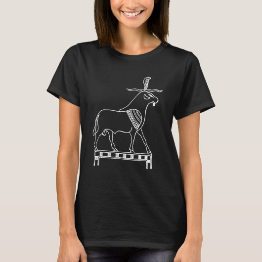牛とヘビ古代エジプトのエジプトの象形文字 Tシャツ (正面)