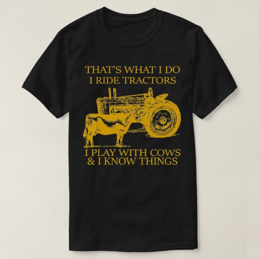 牛と一緒にトラクターに乗る遊ことは Tシャツ (デザイン正面)