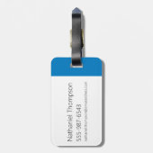 牛と鶏のハグのグラフィック ラゲッジタグ (裏面縦)