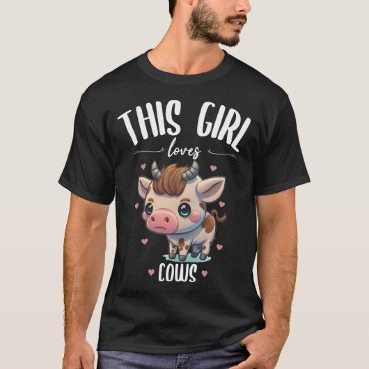 牛にかわいい動物のおもしろい Tシャツ (正面)