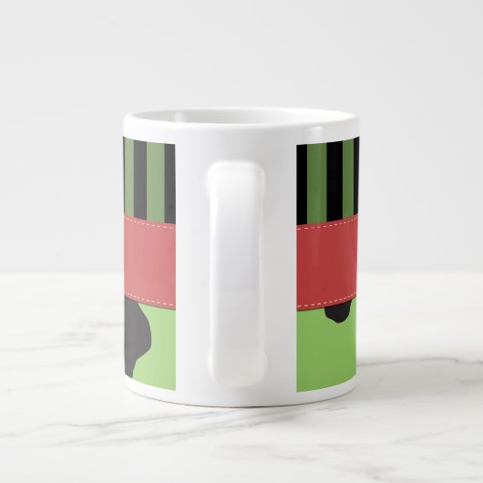 牛のプリント，牛の斑点，ストライプ緑の子供の名前 ジャンボコーヒーマグカップ (裏面)