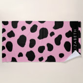 牛のプリント，牛の斑点，ピンクの牛，あなたの名前 ビーチタオル (正面)