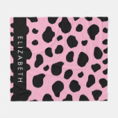 牛のプリント，牛の斑点，ピンクの牛，あなたの名前 フリースブランケット (正面(横))