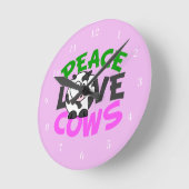 『牛の愛かわいいピンク』 ラウンド壁時計 (傾斜)