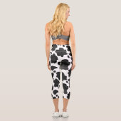 牛の斑点のパターン白黒アニマルプリント カプリレギンス (裏面)