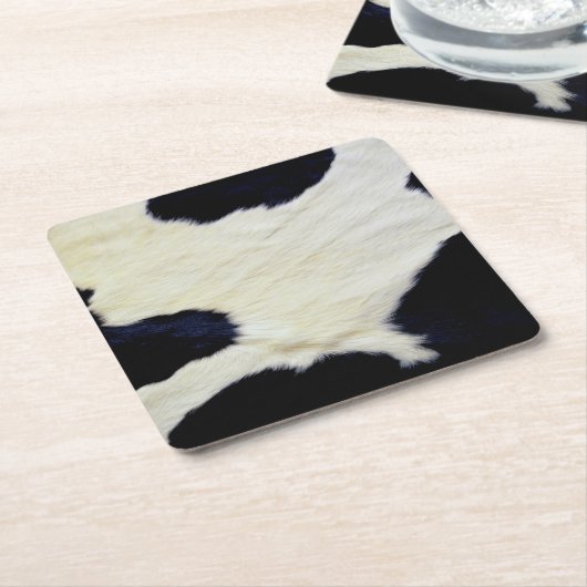 牛の毛皮のテクスチャ白黒カスタマイズ スクエアペーパーコースター (アングル)