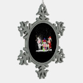 牛の贈り物|クリスおもしろいマス·コウ·ファミリースノー スノーフレークピューターオーナメント (左)