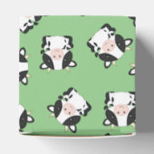 牛の赤ちゃんシャワーグリーン フェイバーボックス (上部)