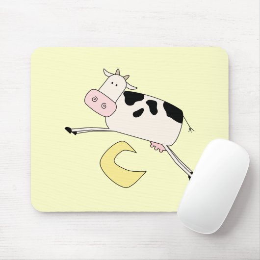 牛は月のTシャツおよびギフトを飛び越します マウスパッド (マウス)