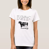 牛を見るおもしろいと家畜 Tシャツ (正面)