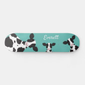 牛ティール(緑がかった色)白黒動物名 スケートボード (横)