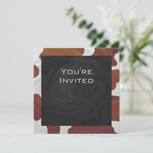 牛ブラウンおよび白いモノグラム 招待状 (スタンド正面)