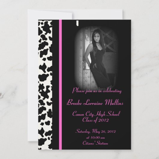 牛プリントのピンクの卒業の発表 招待状 (裏面)