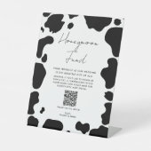 牛モースポット白黒の結婚ハネムーン基金 台座サイン (正面)