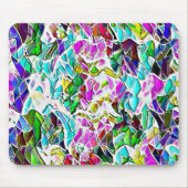 牛乳に浸した色と光沢のある石の形 マウスパッド (正面)