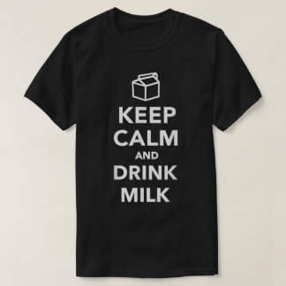 牛乳を飲んで落ち着こうデザイン Tシャツ