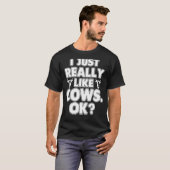 牛好きな人必見!牛が大好きです Tシャツ (正面フル)