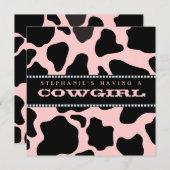 牛皮のプリントのピンクの女性のカーボーイのベビーシャワーの招待状 招待状 (正面/裏面)