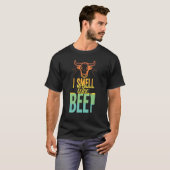 牛肉の肉屋のような匂いがする Tシャツ (正面フル)