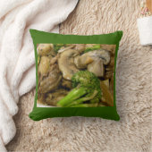 牛肉・ブロッコリー・きのこ炒め クッション (ブランケット)