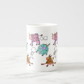 牛飛んでいるのマグ ボーンチャイナマグカップ (正面)