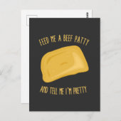 牛食べ物を与え肉のパティと私はかわいらし ポストカード (正面/裏面)