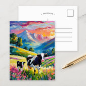 牛鮮やかのいる田園風景 ポストカード