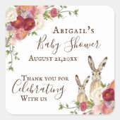 牡丹かわいらしの花とウサギの赤ちゃんシャワー スクエアシール (正面)