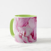 牡丹の花と庭園愛好家のためのバラ マグカップ (正面左)