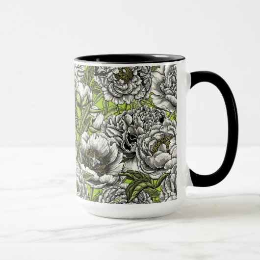 牡丹の花と蛾 マグカップ (右)