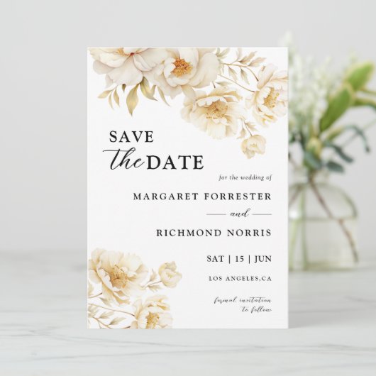 牡丹エレガントアイボリーフローラ結婚式の日付を保存 招待状 (スタンド正面)