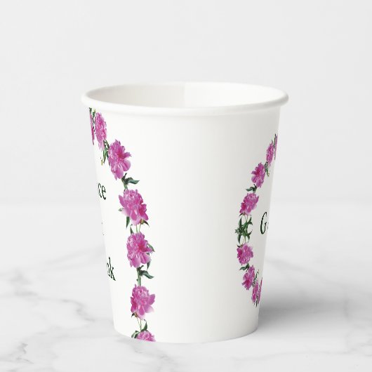 牡丹。 紙コップ (左)