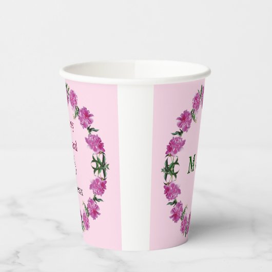 牡丹。 紙コップ (左)