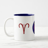 牡羊座の(占星術の)十二宮図の記号のマグ ツートーンマグカップ (左)