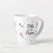 牧師のディブス：牧師の妻 カフェラテマグ (右アングル)